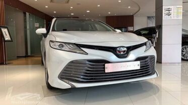 Toyota Camry 2.5Q 2019 ra mắt Việt Nam với giá bán 1,235 tỷ